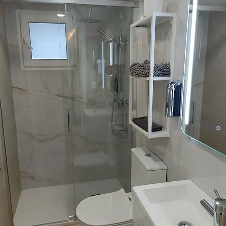 Oillan11 - 5 Apartment Malaga